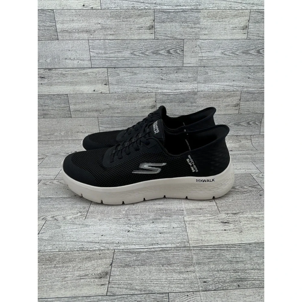 Skechers GoWalk Slip-ins Women Sz 11 Black White Walking Shoes Hands Free 124836